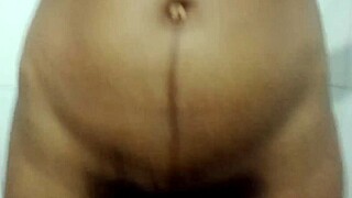 Desi Indian Teen Shows Amazing Pussy And Boobs Indoors!