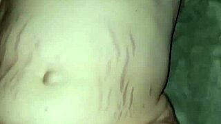 i cum on and inside my wife's pussy right on the desk