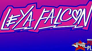 金发Leya Falcon被假阳具操，近景小18+腰肢。