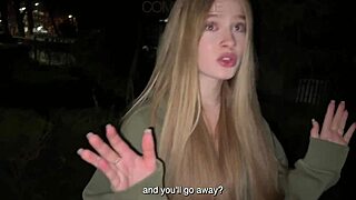 嘿，街上撞见色星Comatozze，想来点粗暴动作？