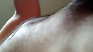 I Fuck the Mature Cheating Neighbor in Bedroom!