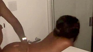 Slimpetite 18+e Shower Sex