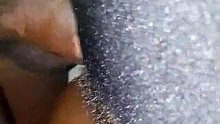 Strange housewife accepts sex for tenancy fee! Creampie in her wet pussy!