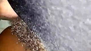 Strange housewife accepts sex for tenancy fee! Creampie in her wet pussy!