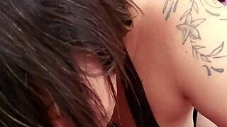 Maestra caliente says, I'm sucking off my faculty student with big tits and dirty talk!