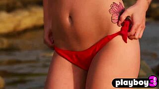 Redhead MILF Elizabeth Marxs STRIPPED Off Her Bikini And POSED Completely NAKED In A Seductive Display.