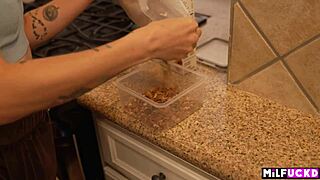 Single Mom Uses Her Time Off to Hook Up with Blowjob Cowgirl Doggystyle and Cum Covered Finish