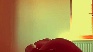 Hot British Milf Lilithalgol Squirting Pussy in Solo Homemade Masturbation