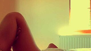 Hot British Milf Lilithalgol Squirting Pussy in Solo Homemade Masturbation