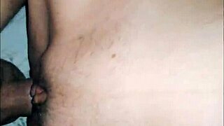 Why does this close-up milf asshole gape during amateur anal sex?