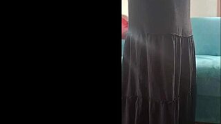 sogra se exibindo in lingerie as mature milf with natural tits goes naked for softcore solo fetish action