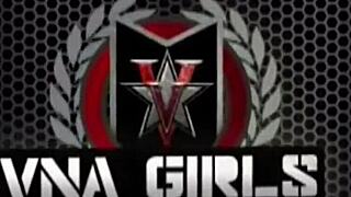 Sunbathing tanned tasha reign masturbates with big clit and big pussy lips by the pool