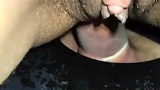 Fodi gostoso no gloryhole com latina milf enquanto o corno filmava na festa de swingers