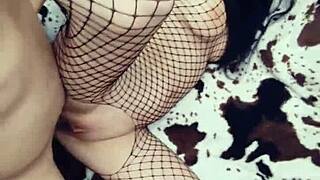 Fucking Sexy Mature Bitch Hard