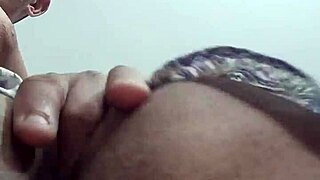 tia mexicana india lamo su culo la follo de perrito y se masturba hasta llegar al squirts