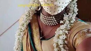 Indian Crossdresser Model Lara Dsouza Poses in Saree Video