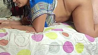 tia mexicana india lamo su culo la follo de perrito y se masturba hasta llegar al squirts