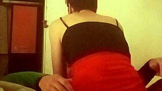 Milf Encuentro A Mi Suegra Sola En La Habitación!