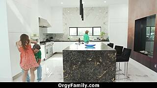 stepdaughter sucking daddys cock behind kitchen counter