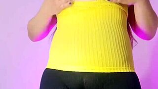 Esposa Puta Latina Infiel in Leggings Films Herself for Stepson as Dirty Slut in USA