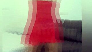 Evaluna delivers intense exotic dance in 4K with cumbia HQ music