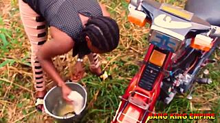 African wife queen enjoyed riding ex boyfriend's huge dick in ghetto fun