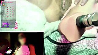 Amateur chilena squirts twice during intense videollamada session