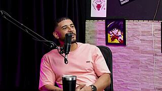 WOW, this loira safada gives boquete to negão after he plans GANG BANG and says mulher safada gives work - Lucas Ferraz on sheer red!