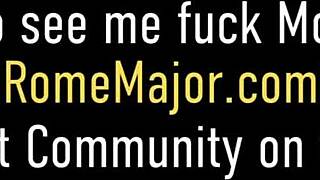 爱丰满柬埔寨熟女Maxine X被Rome Major深喉肛交射精！