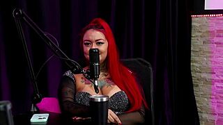 Safada Sensualiza ao Mostrar Seus Peitos Após Falar que Prefere Pau Pequeno e Grosso - Renata Gomes Watch on Sheer Red!