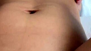 Amira Ali出轨丈夫和猛男 - 阿拉伯大奶子黑发熟女用假阳具自慰