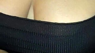 Wow, harassing big-ass mature in Lima streets at paradero part one!