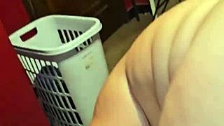 I enjoy this foot fetish session with moaning and toe play