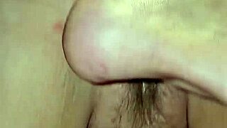 I enjoy this foot fetish session with moaning and toe play