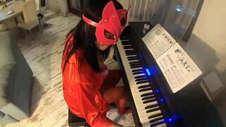 Milfycalla gives fetish romantic blowjobs as latina cum slut in big ass shorts compilation