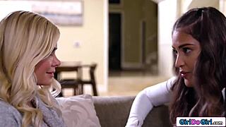 Stepdaughter Licks Stepmom Pussy with Kissing in Lesbian Taboo Sex