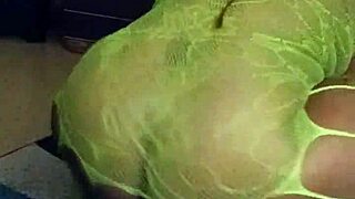 bug booty cousin dancing naked with big ass and tits shaking