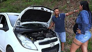 Mechanic Repairs Sexy Milf's Car In Exchange For Fucking Her Big Ass - Tommy Miller