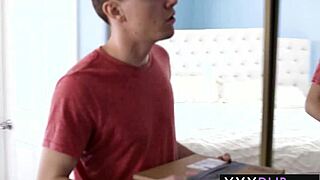 Perverted guy delivered the package to the hot milf