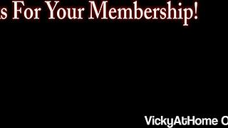 Blonde Vicky Vette With Big Ass Feels Ecstatic Shoving Crystal Dildo Deep Into Her Tight Butt For Ultimate Pleasure