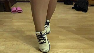 Curvy MILF Tries On Shoes And Boots For Foot Fetish In Nylon Pantyhose Solo