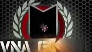 Blonde milf Charlee Chase fingers big pussy lips and vibes clit solo.