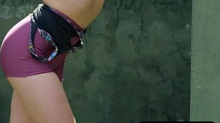 Hey, watch this big ass blonde milf strip on tennis court showing juicy tits