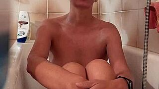 Milf Sandra golden rain tongue anal rimming and facial cumshot