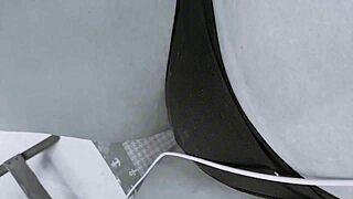 i need a good cock for my big ass and wet shaved pussy as a curvy brazilian milf