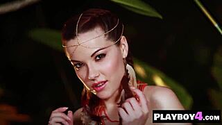 Redhead Elizabeth Marxs Poses In Sexy Lingerie To Reveal Hot Natural Body