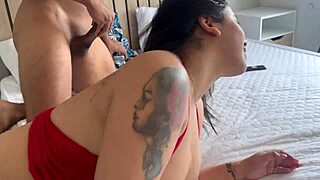 Hermosa Culona Madrastra Folla A Su Hijastro Colombiano Con Curvas Musculares Y Tetas Grandes Naturales