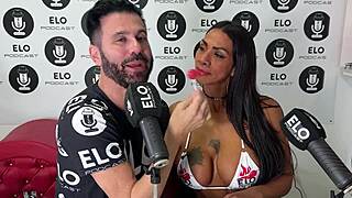 Vane Milf Fit Heats Up Casting With Banana