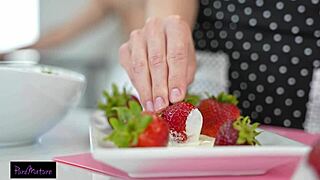 Slutty Cougar Spreads Tight Pussy for Fat Dick Creampie in Missionary!