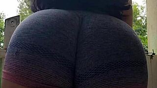 Exibindo Para Vizinho Bater Uma With Big Ass Milf In Dirty Talk Fetish